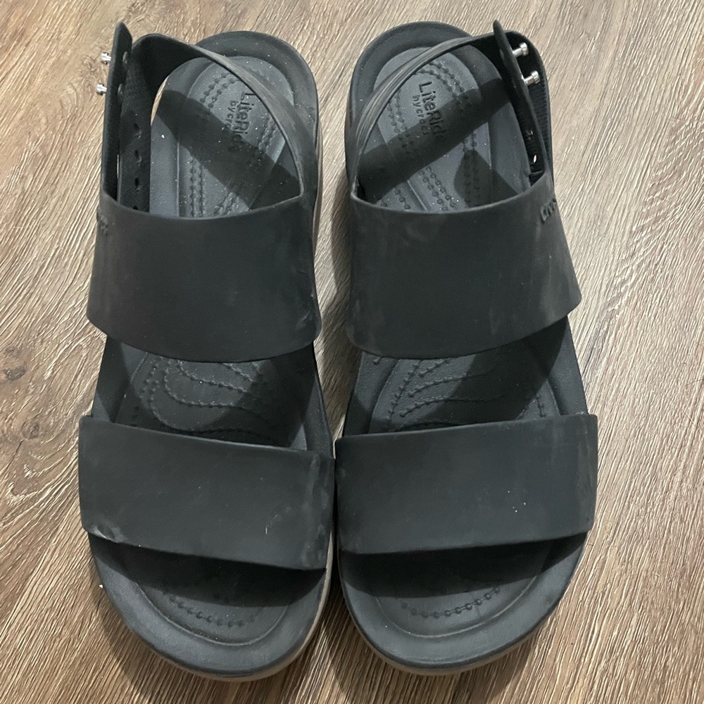 CROCS Brooklyn Wedge